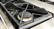 The GE Monogram ZDP364NDPSS burner