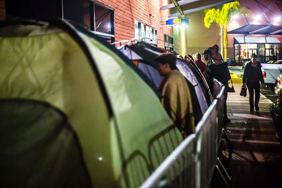 Best Buy line