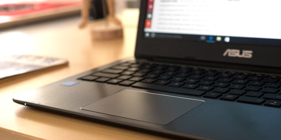 Asus VivoBook E403SA Trackpad