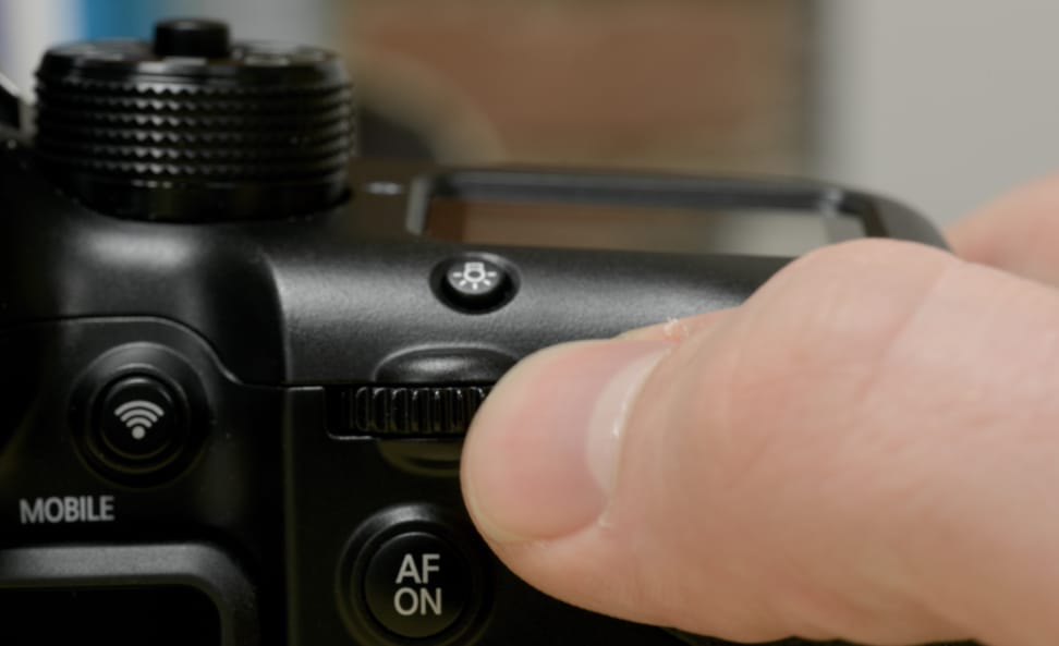SAMSUNG-NX1-DESIGN-DIAL.jpg