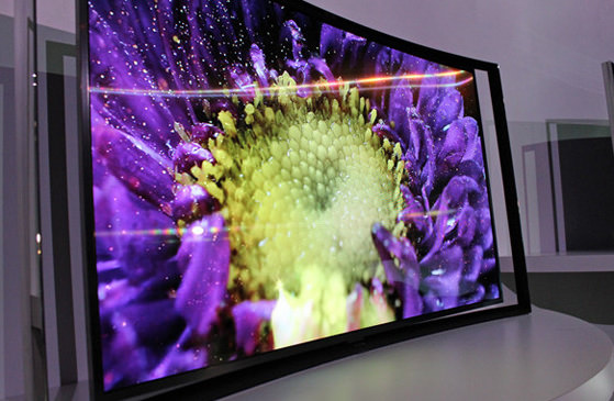 samsung curved oled medium.jpg