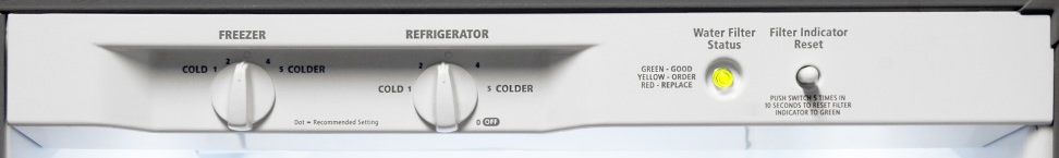 Whirlpool WRS325FDAM Temperature Controls