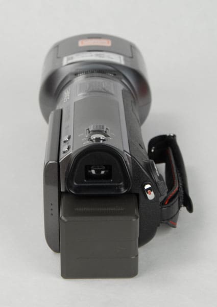 Panasonic_HDC-SDT750_Back.jpg