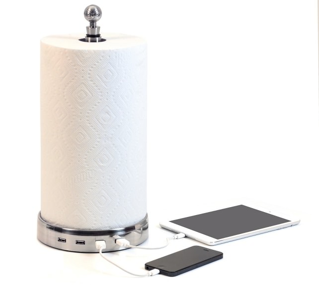 towlhub with chargers.jpg