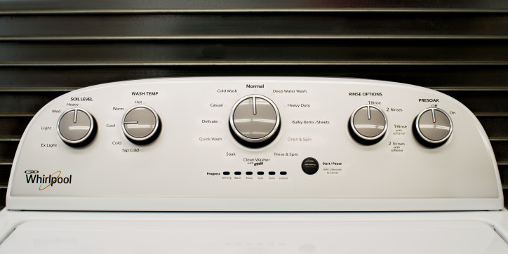 What are some common Whirlpool Cabrio washer problems according to reviews?