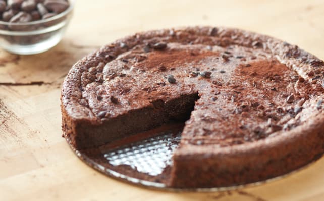 Flourless chocolate cake