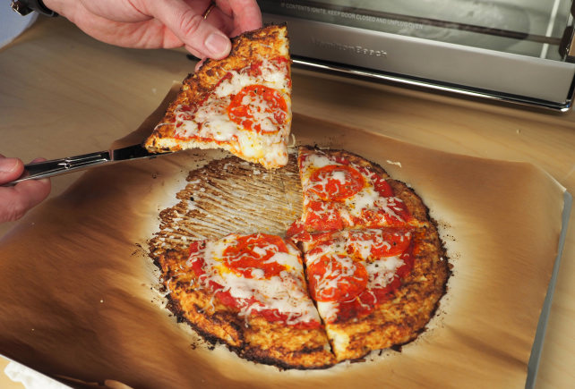 Cauliflower pizza