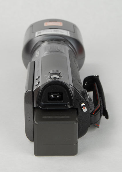Panasonic_HDC-SDT750_Back.jpg