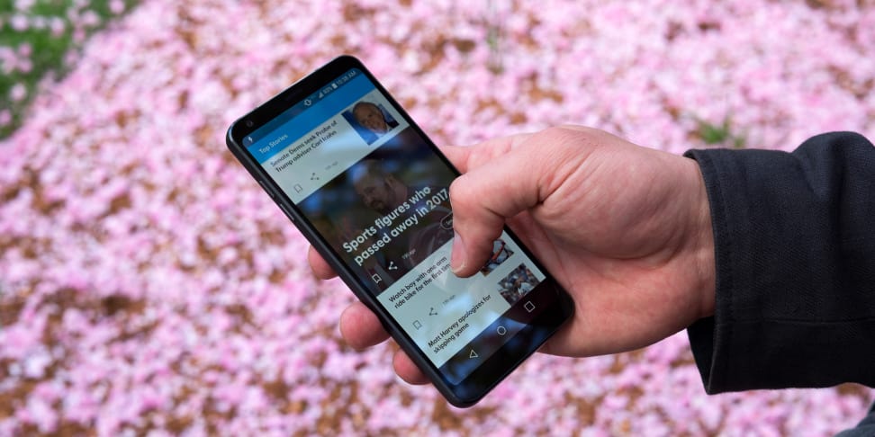 LG G6 In Use