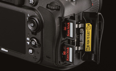 D600_DoubleSlot_2.high.jpg