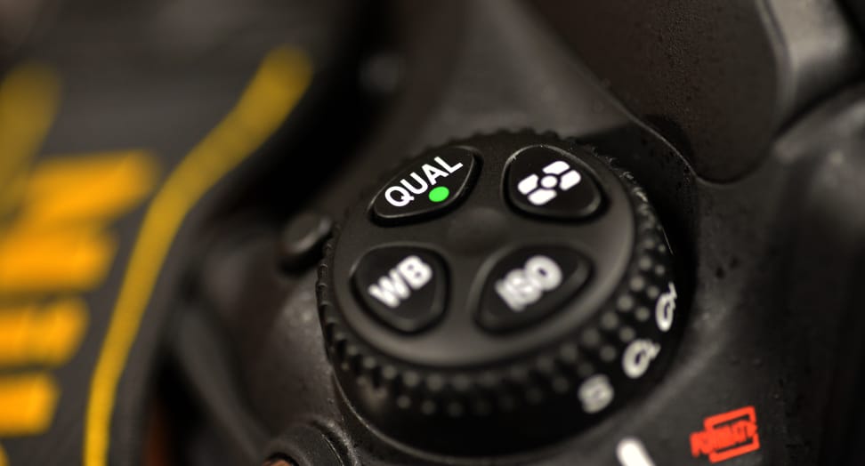 NIKON-D810-DESIGN-02.jpg