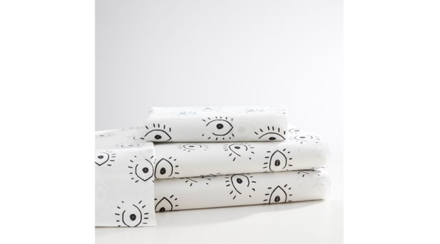 Isabella Rose Taylor All Eyes Sheet Set