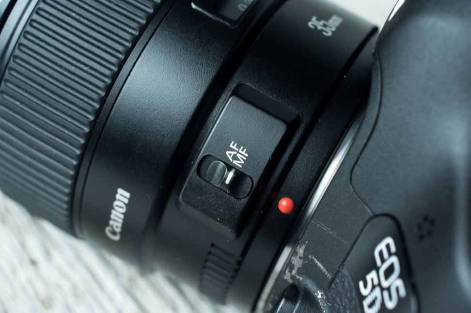 Canon 35mm f/1.4 Switch
